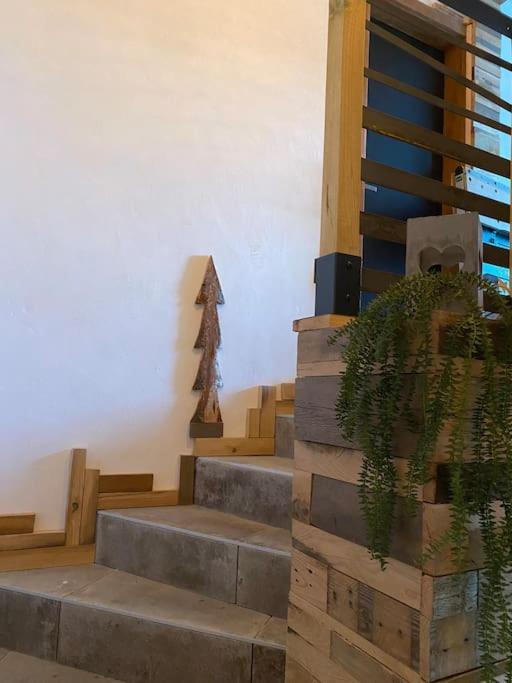 Als As De Coeur La Maison Aux Mille Et Un Coeurs Neuve-Eglise Exterior foto